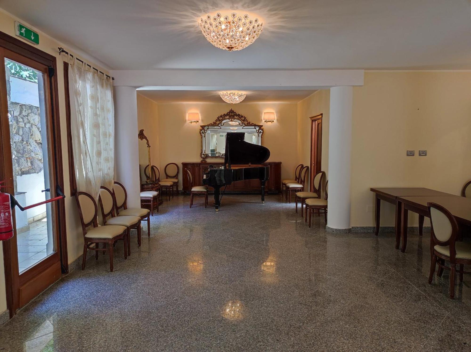 Hotel Hieracon Carloforte  Esterno foto