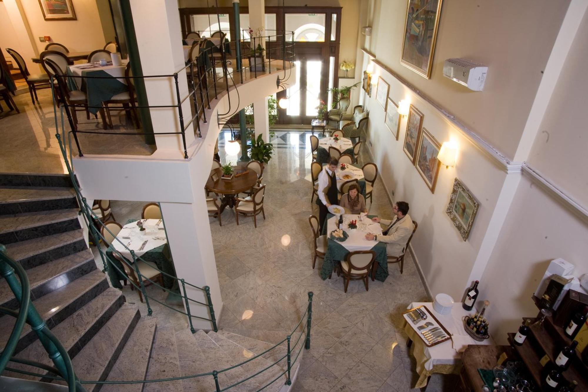 Hotel Hieracon Carloforte  Esterno foto
